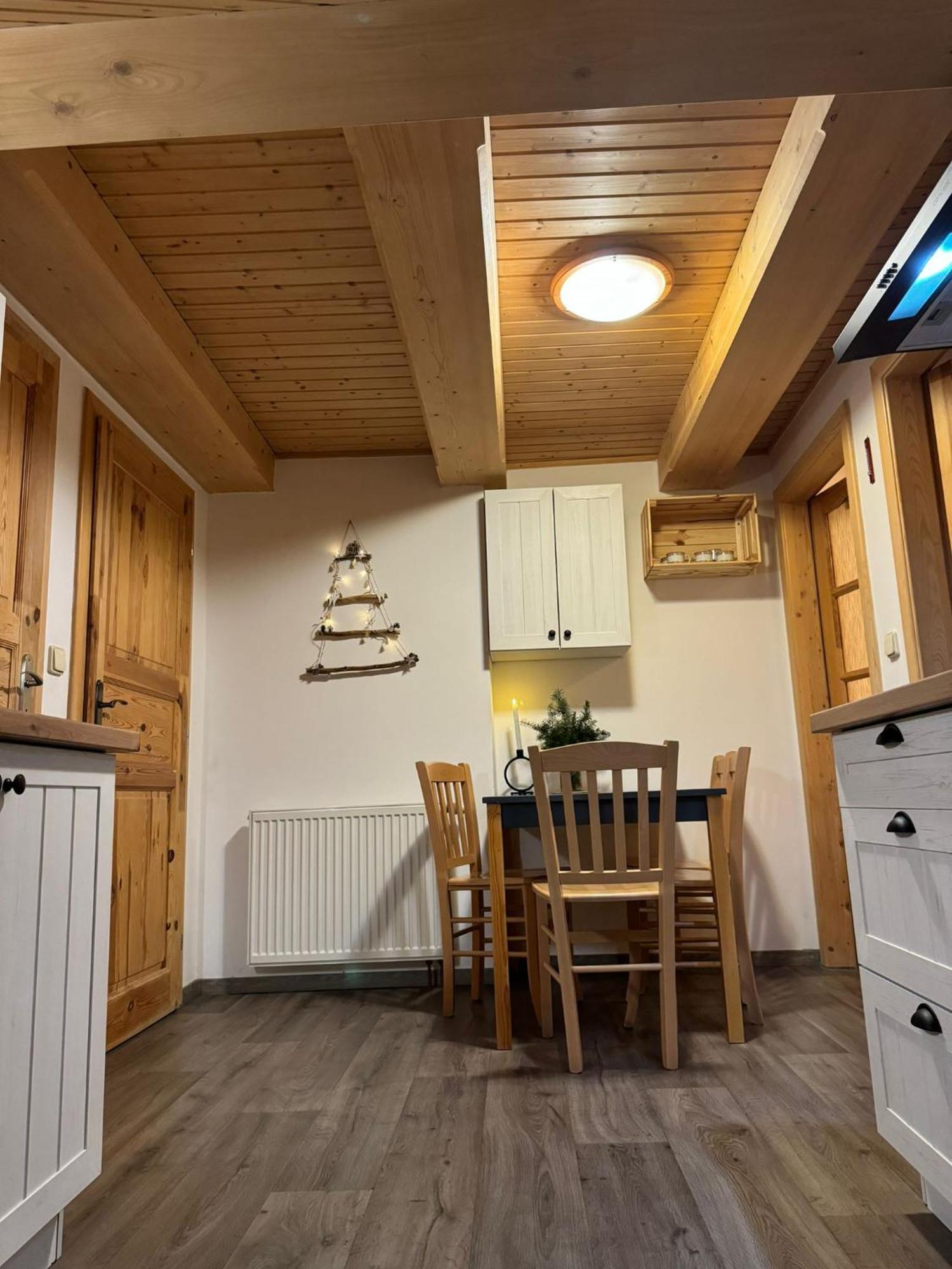 Apartmany Roudnice Jestrabi V Krkonosich エクステリア 写真